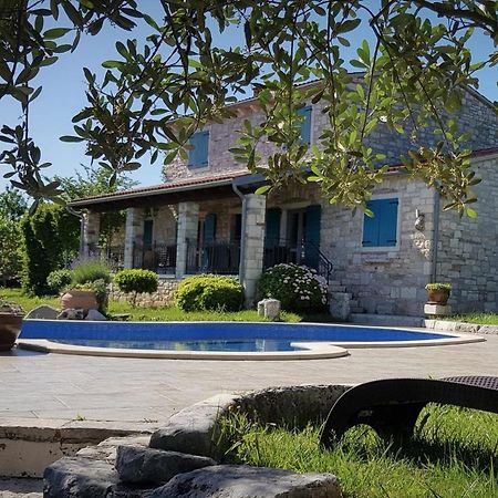 Villa Slivari Žminj Buitenkant foto