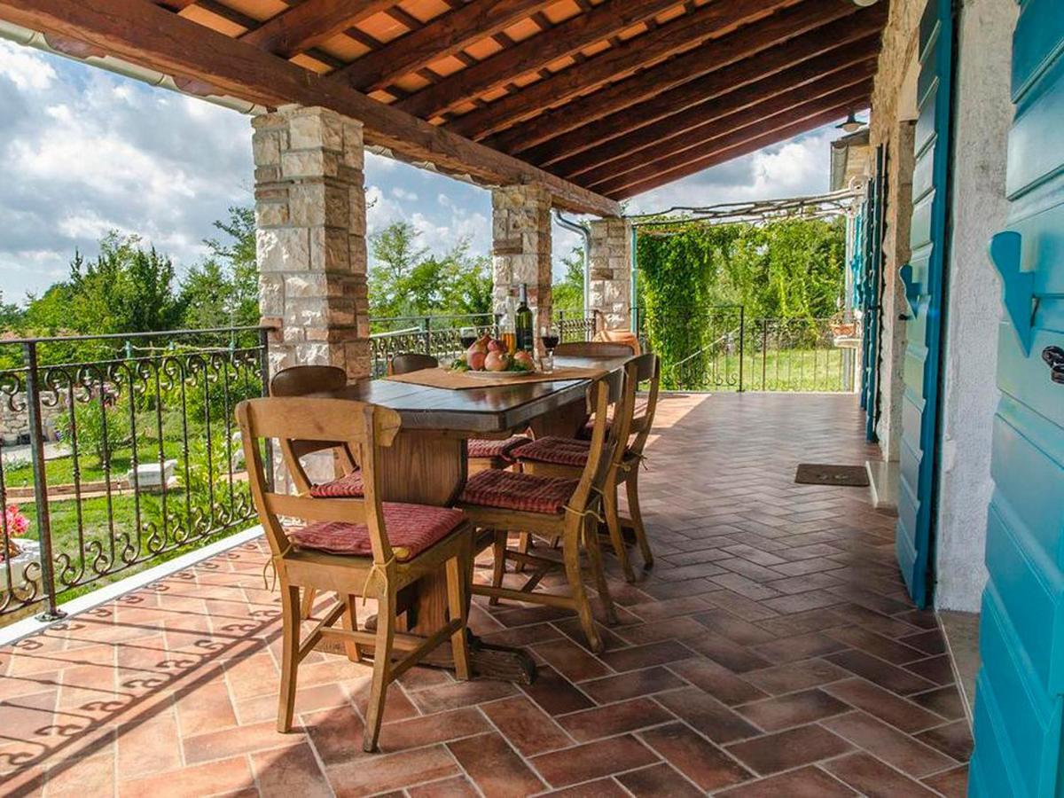 Villa Slivari Žminj Buitenkant foto